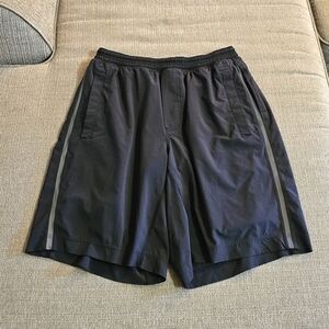 Lululemon Athletica Pace Breaker Black Lined Athletic Gym Shorts Size Medium
